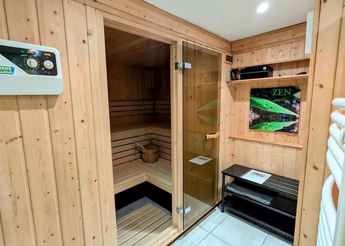 Appartement In A Spacious In *