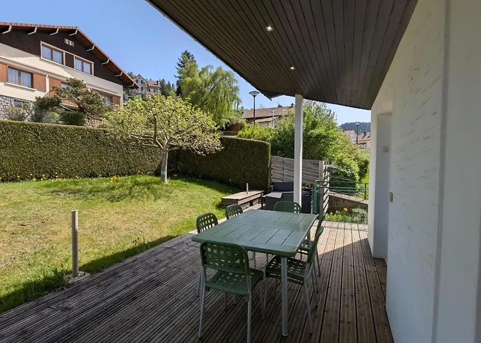 In A Spacious In Appartement *